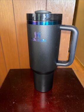Stanley Black Chroma 40 oz with Iridescent Blue-Purple Logo. No straw